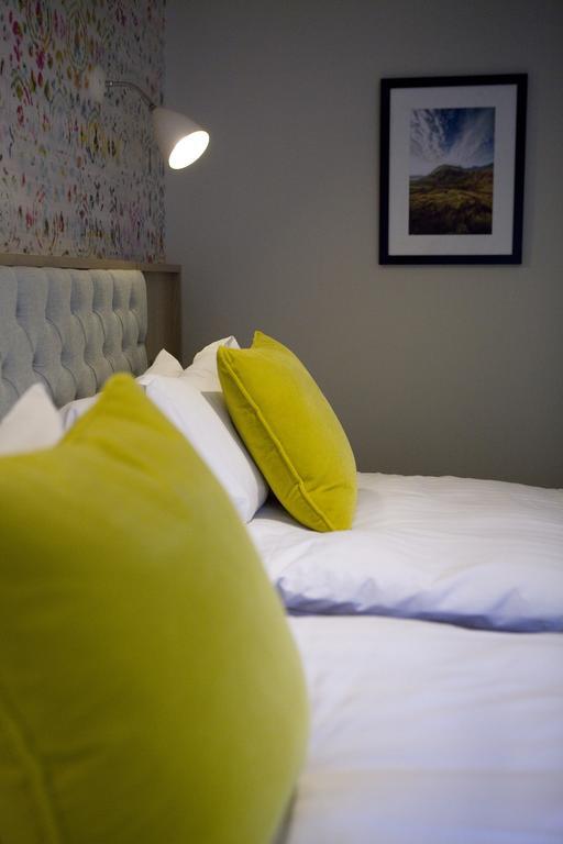 Saracens Head Hotel เบดด์เกอเลิร์ท ภายนอก รูปภาพ