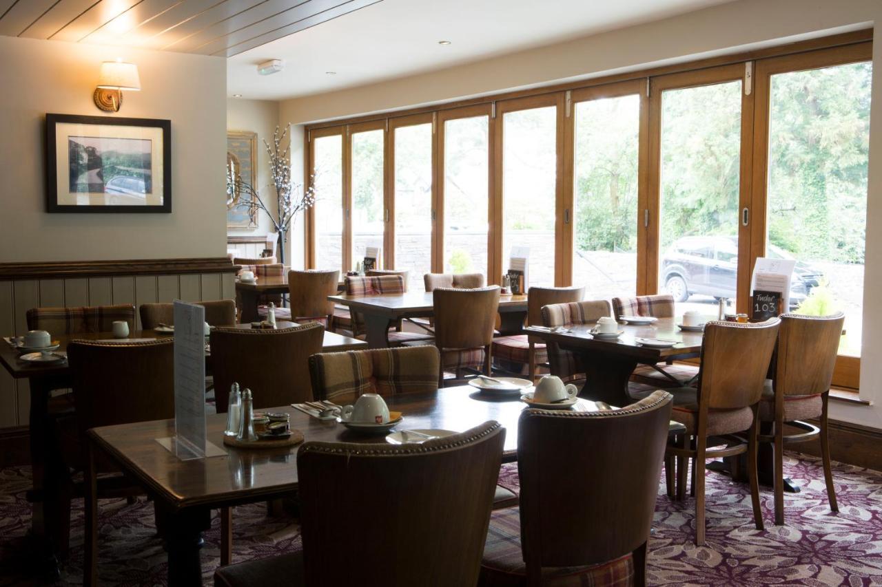 Saracens Head Hotel เบดด์เกอเลิร์ท ภายนอก รูปภาพ