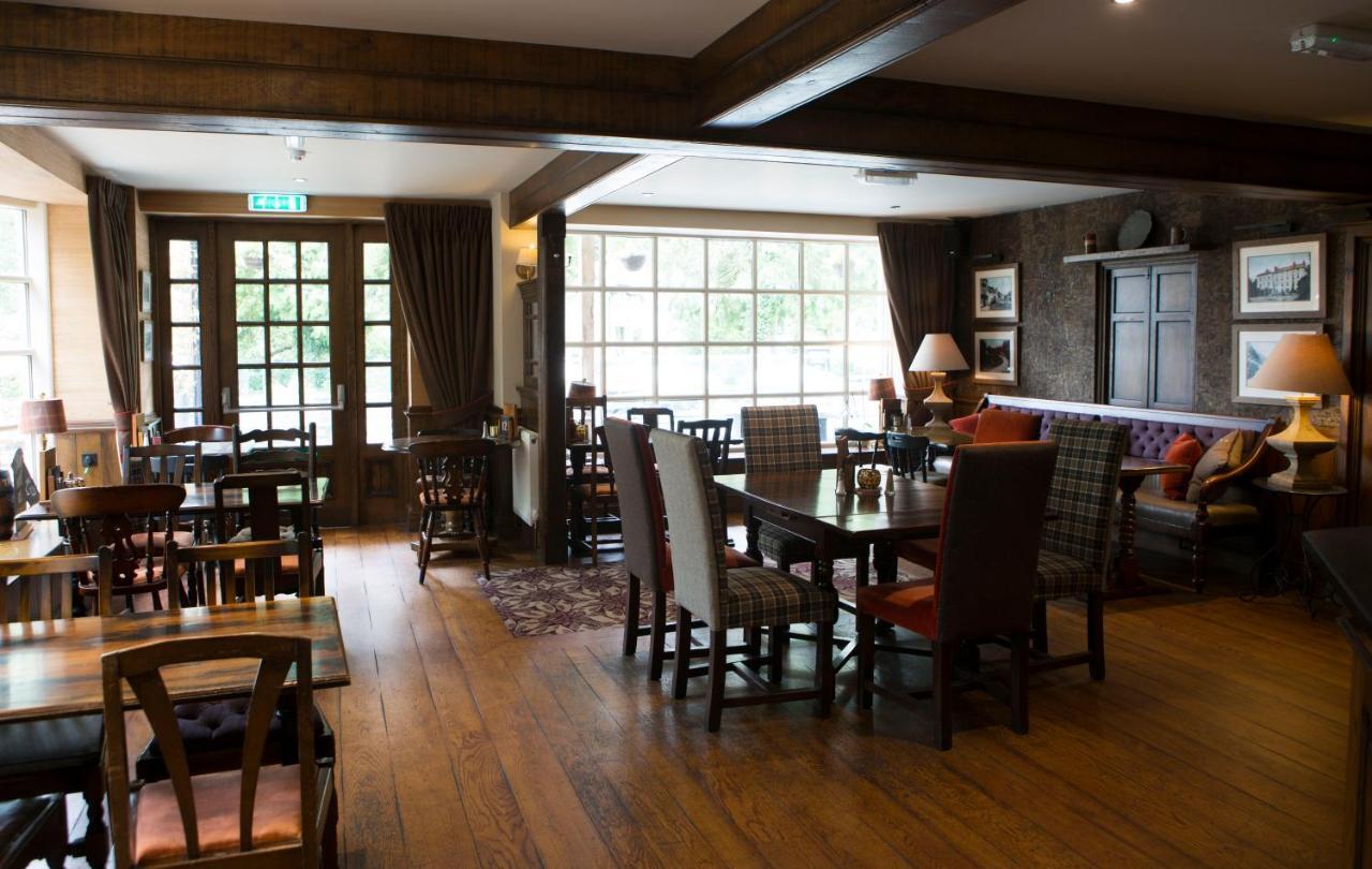Saracens Head Hotel เบดด์เกอเลิร์ท ภายนอก รูปภาพ